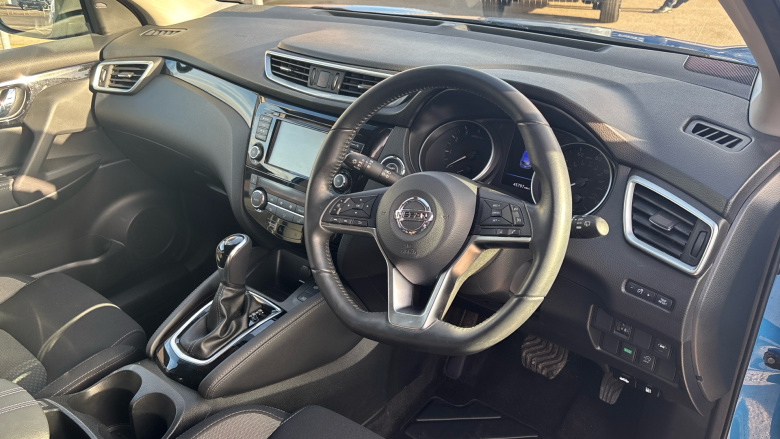 Nissan Qashqai 1.3 DiG-T 160 N-Connecta 5dr DCT Petrol Hatchback